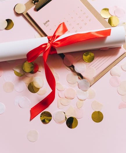 Купить диплом бакалавра в Омутнинске